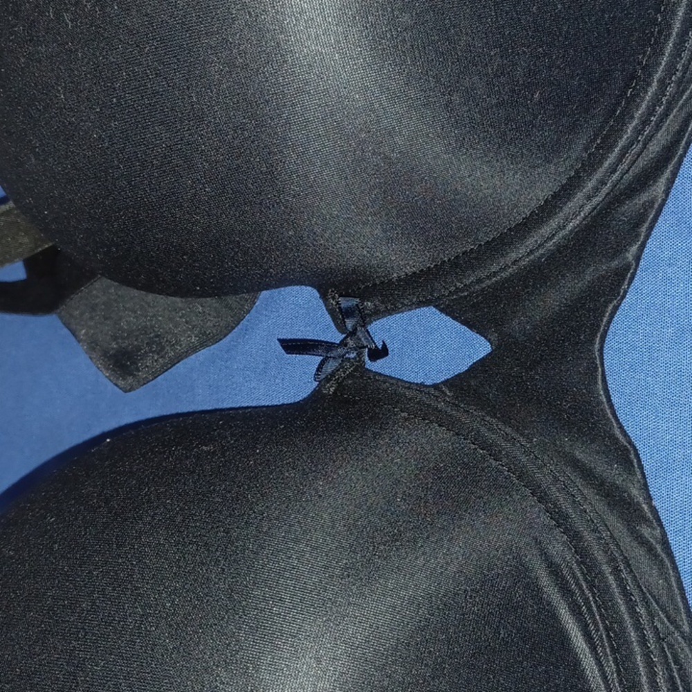 Victoria's Secret Strap/Strapless Bra - Picture 2 of 14